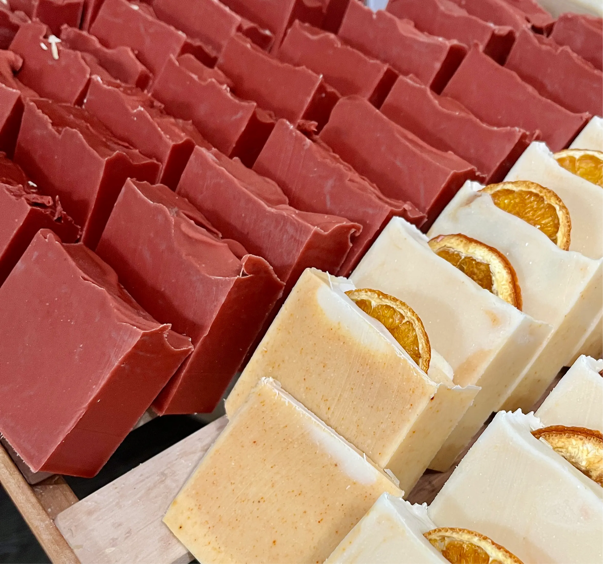 Savon au lait de chèvre JAMILA rose vanillée La Sultana Savonnerie | Savons et soins naturels faits main | Québec