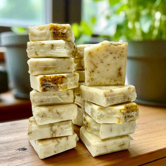 1 KG de savon DAISY à l'aloe vera et calendula La Sultana Savonnerie | Savons et soins naturels faits main | Québec