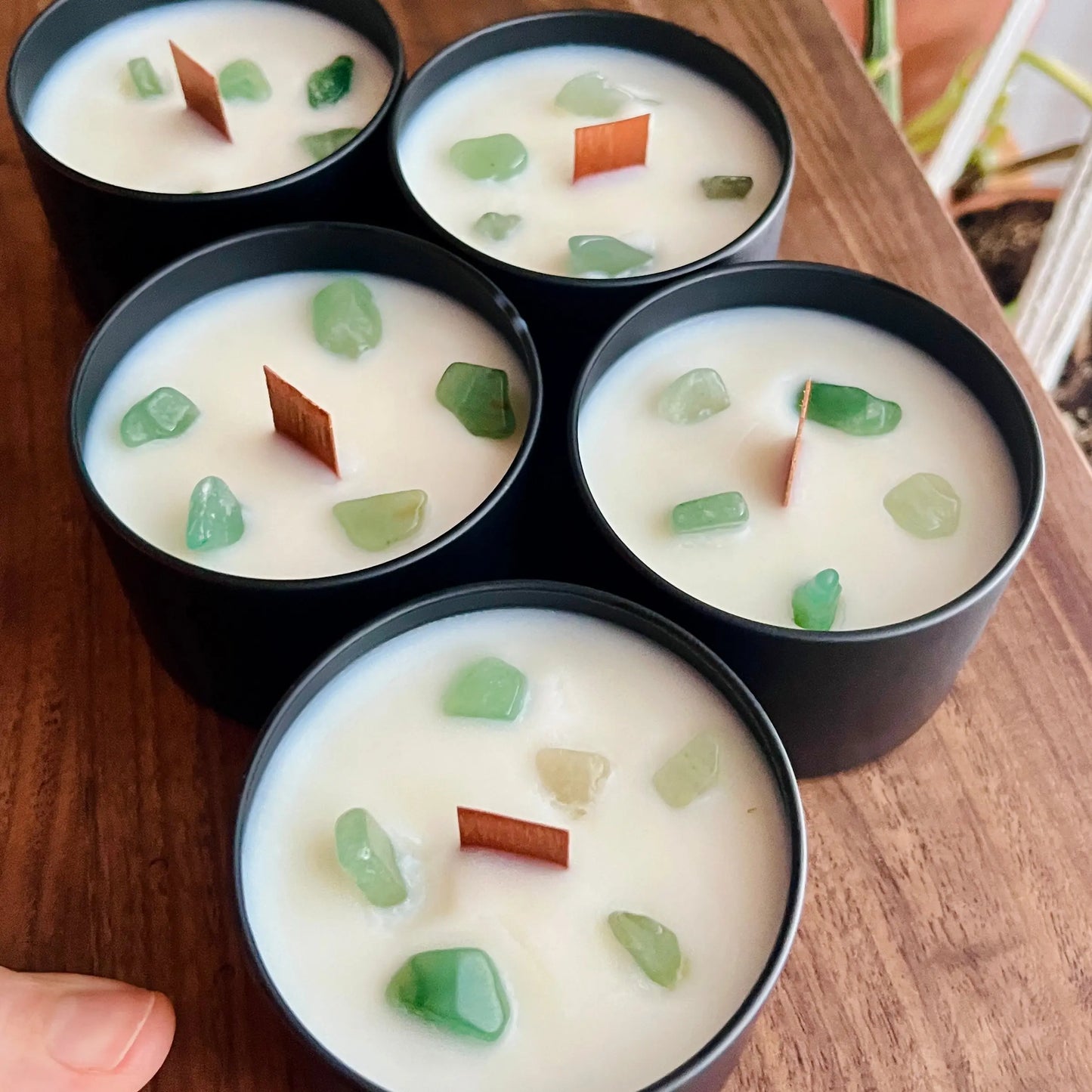 Bougie de soja crépitante  IRÈNE sauge & aventurine - La Sultana Savonnerie | Savons et soins naturels faits main | Québec