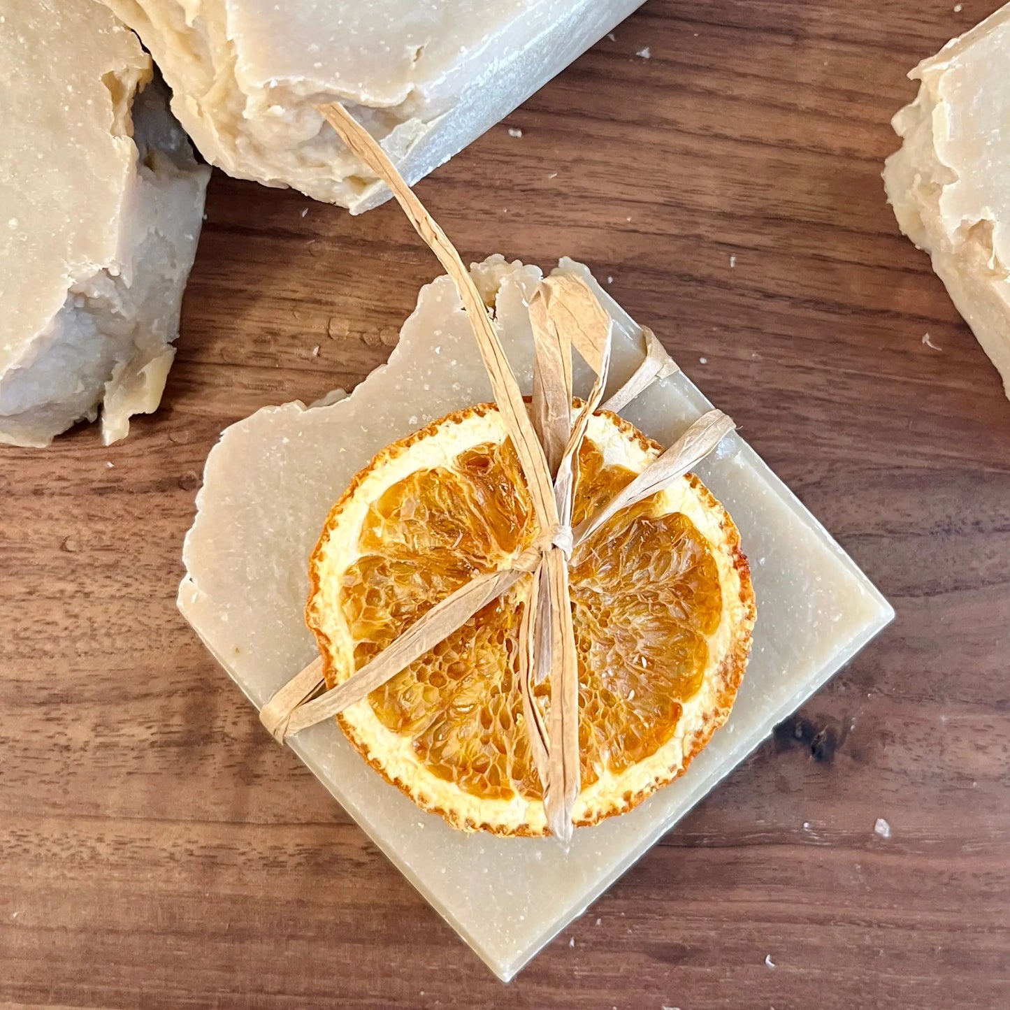 Savon à l'huile d'olive SULTAN myrrhe & musc - La Sultana Savonnerie | Savons et soins naturels faits main | Québec