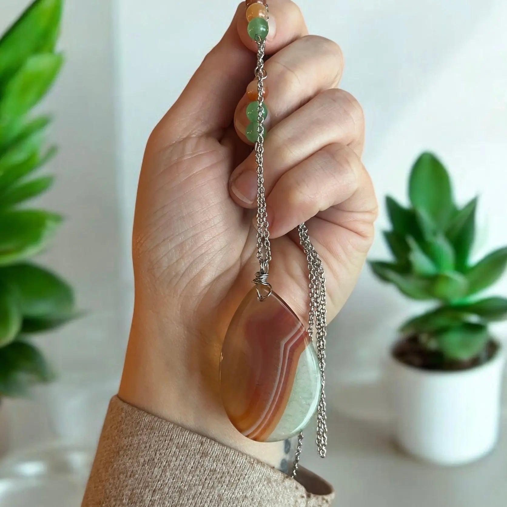 Pendentif onyx sur chaîne en inox 26 pouces La Sultana Savonnerie | Savons et soins naturels faits main | Québec