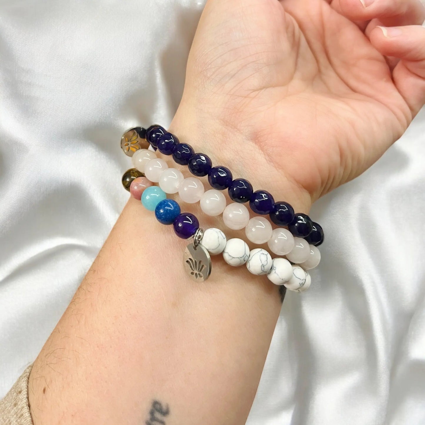 Bracelets (3) mala en améthyste et howlite La Sultana Savonnerie | Savons et soins naturels faits main | Québec