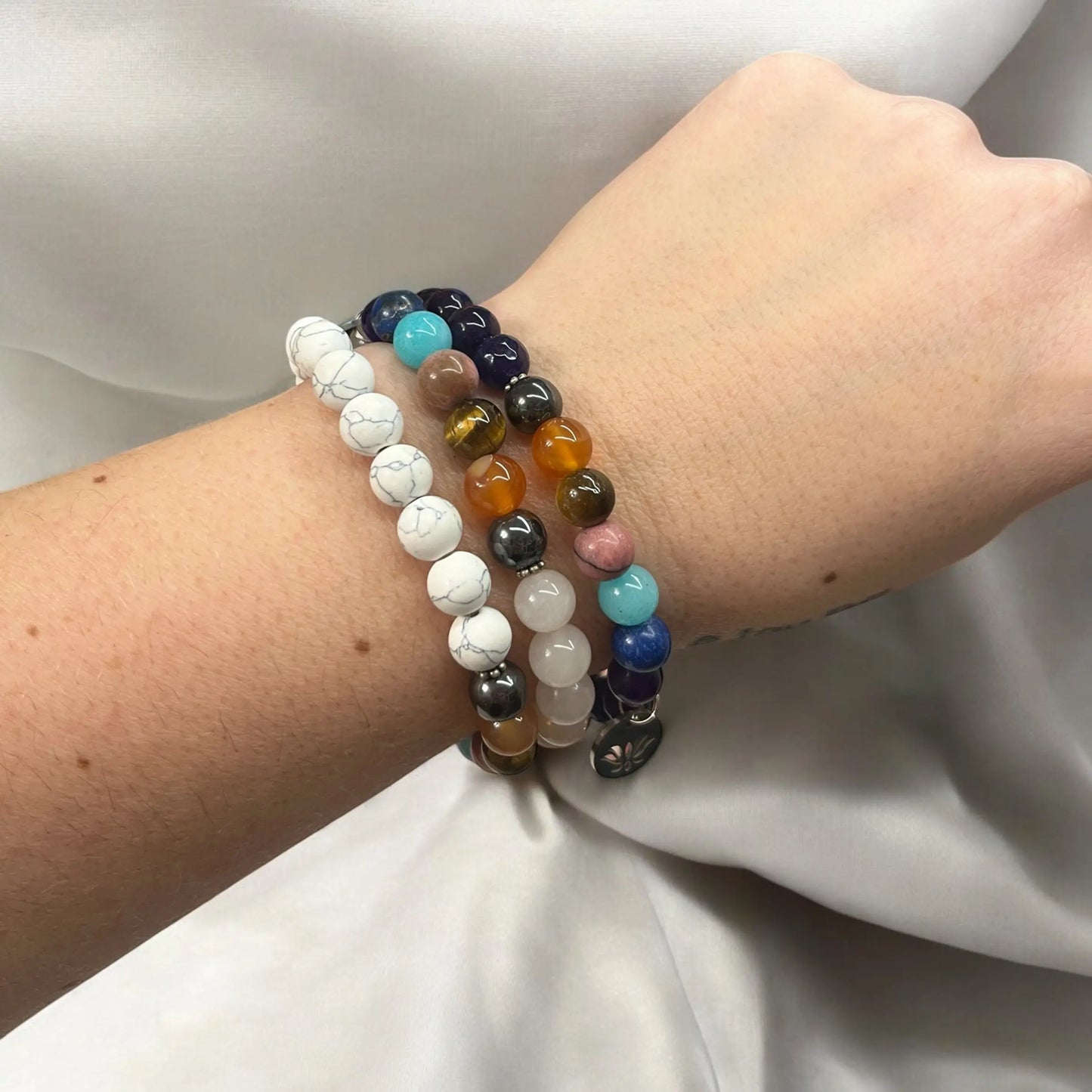 Bracelets (3) mala en améthyste et howlite La Sultana Savonnerie | Savons et soins naturels faits main | Québec