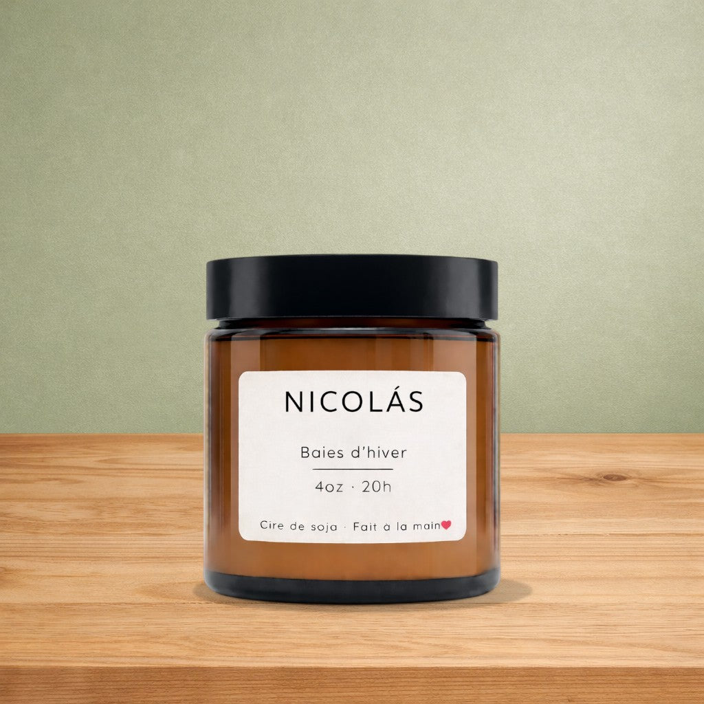Bougie de soya NICOLÁS baies d'hiver - La Sultana | Soins naturels québecois