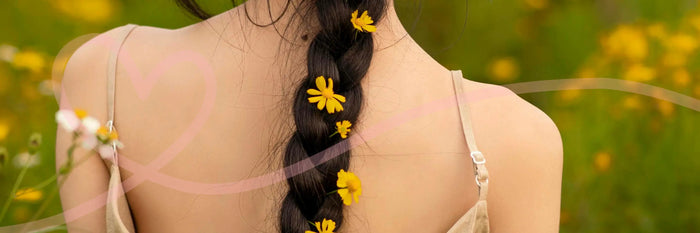 Main tenant un exfoliant naturel au chocolat et vanille la sultana savonnerie