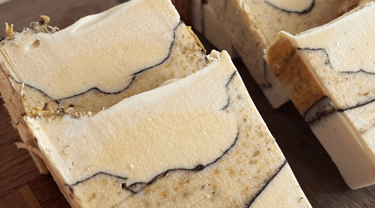 Comment choisir le meilleur savon naturel saponifié à froid de La Sultana Savonnerie ? Découvrez nos recommandations ! - La Sultana | Soins naturels québecois