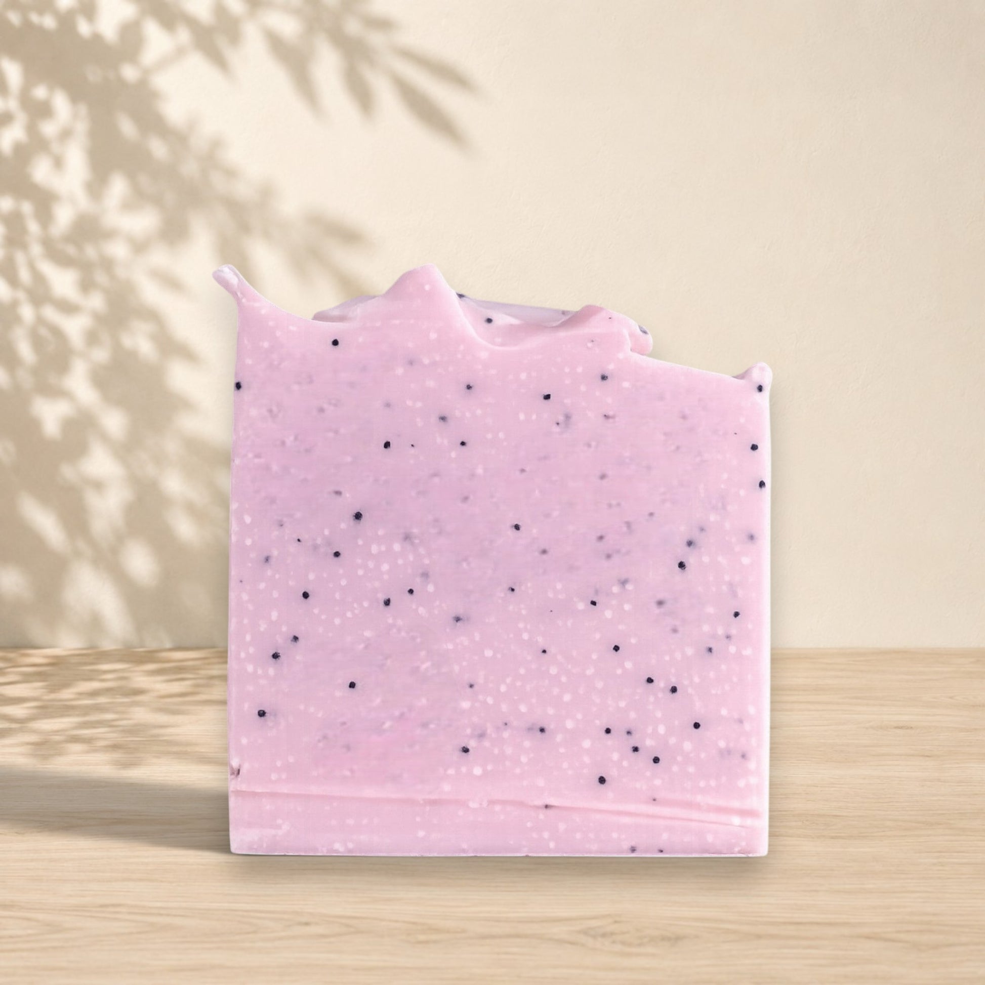Savon exfoliant LILI graines de pavot, jojoba et pamplemousse - La Sultana | Soins naturels québecois