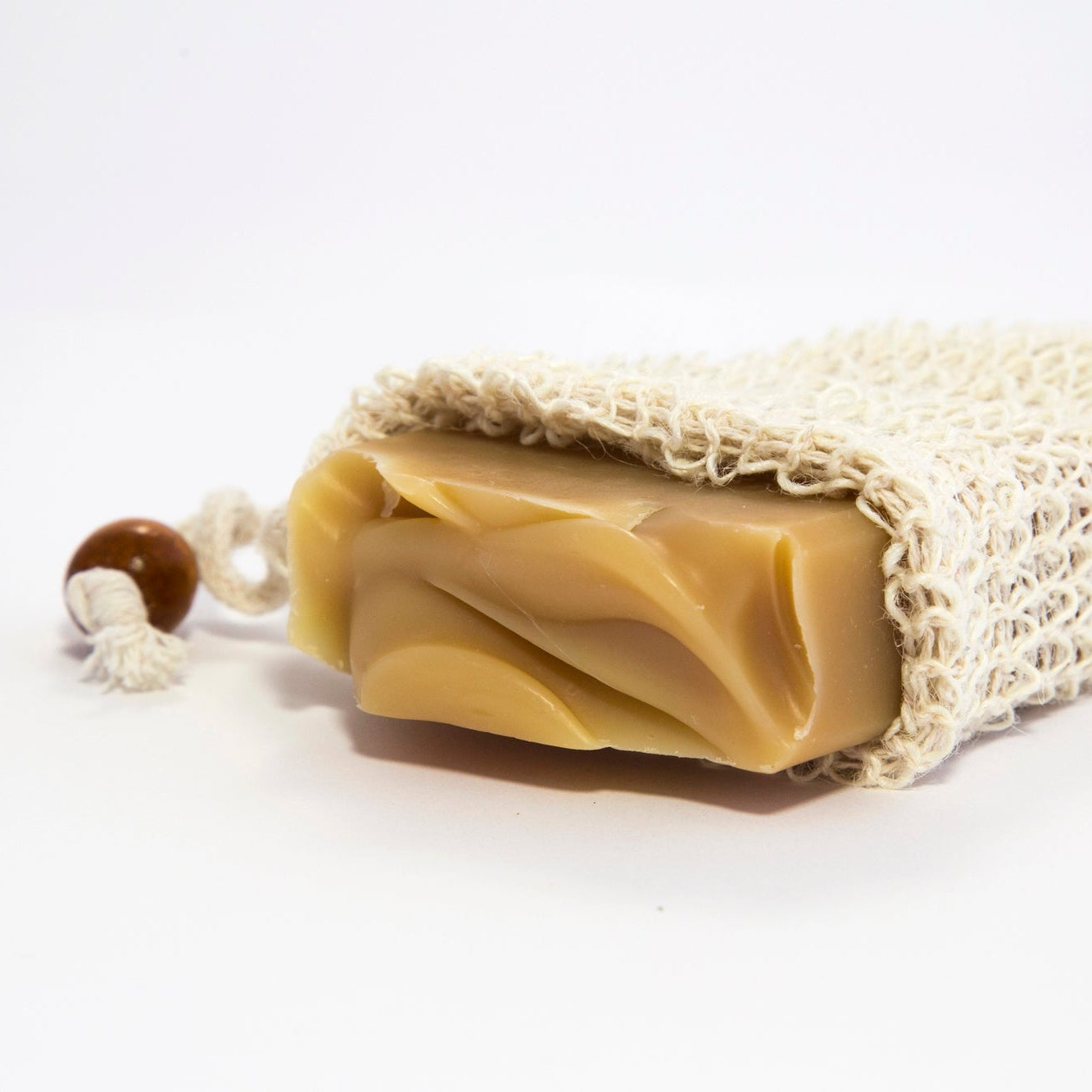 Jabonera y bolsa de sisal