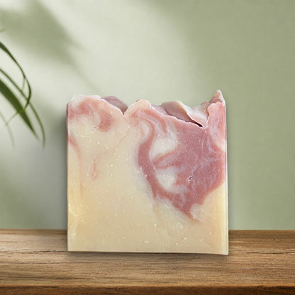 Savon à l'argile rouge ULRICK gingembre & pamplemousse - La Sultana | Soins naturels québecois