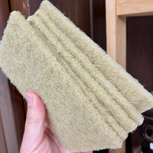 Éponge à récurer en fibres naturelles