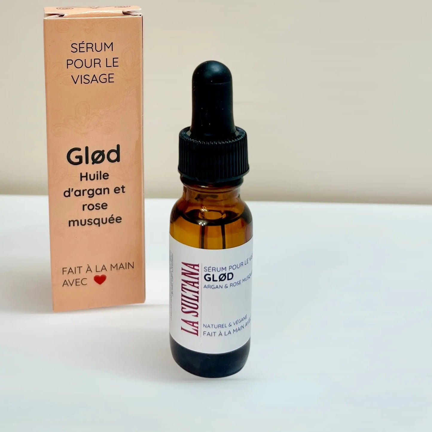 Sérum pour le visage et massage Gua Sha GLØD argan & rose musquée La Sultana Savonnerie | Savons et soins naturels faits main | Québec