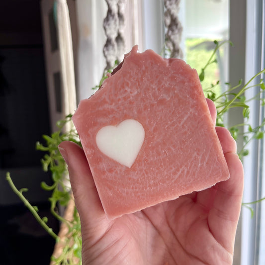 Savon à l'argile rose karité et pois senteur imparfait