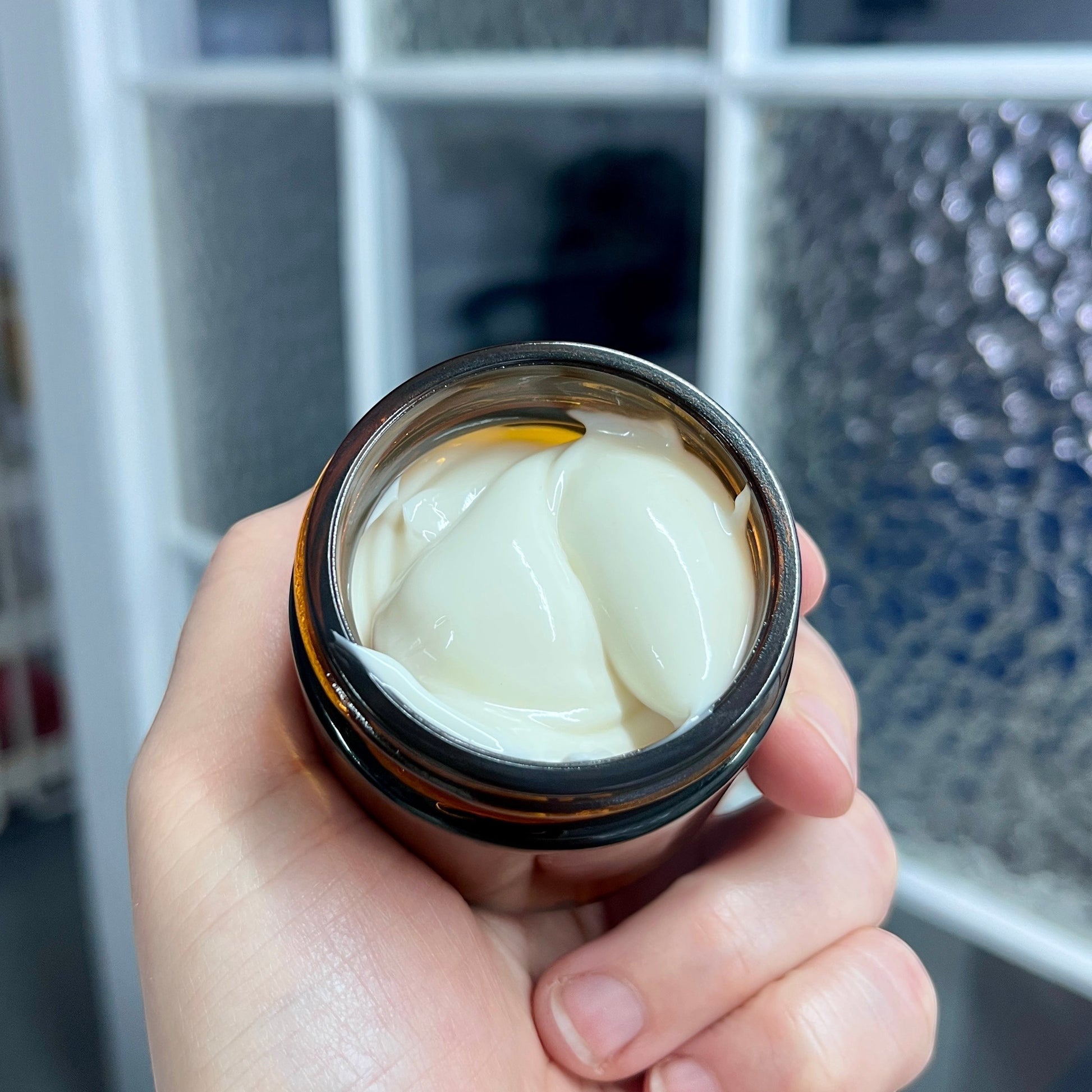 Crème hydratante pour le visage KATERI chaga & beurre de mangue - La Sultana | Soins naturels québecois