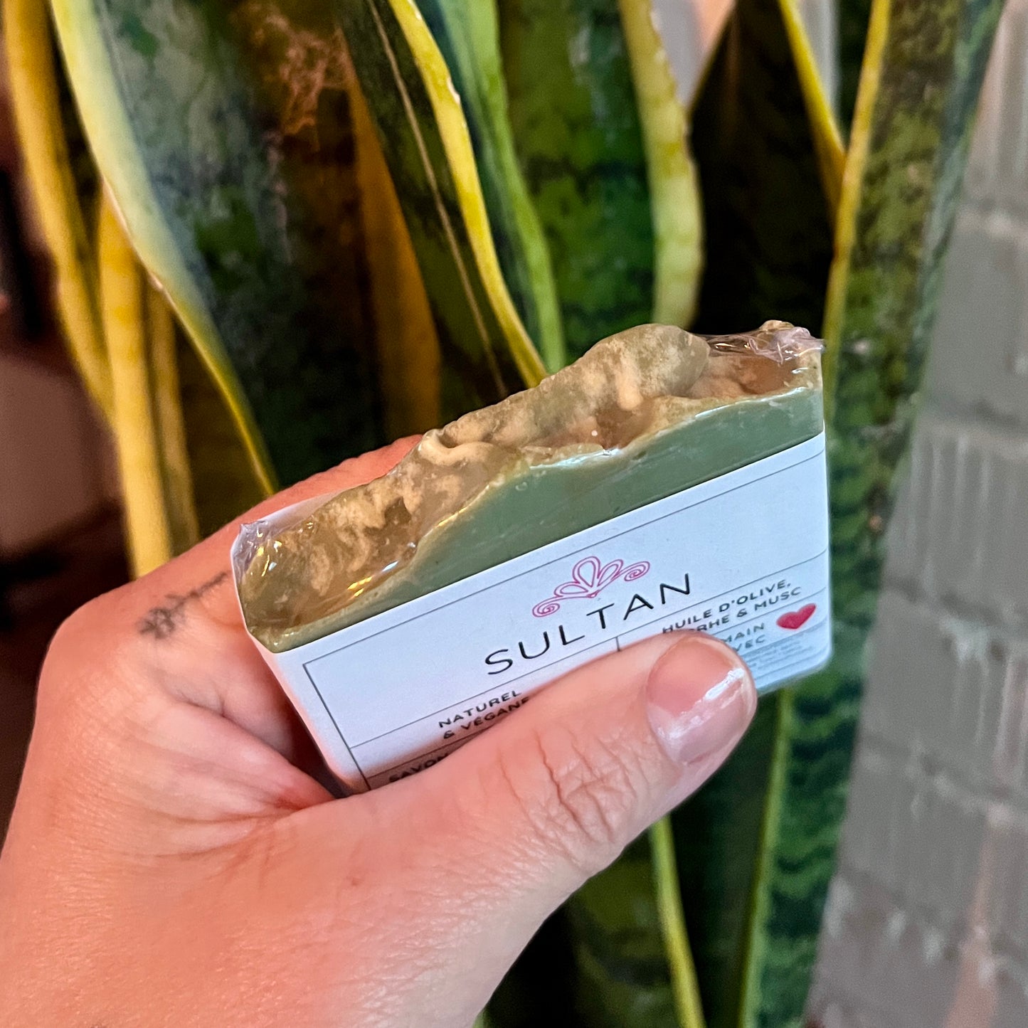 Savon à l'indigo SULTAN oud & musc