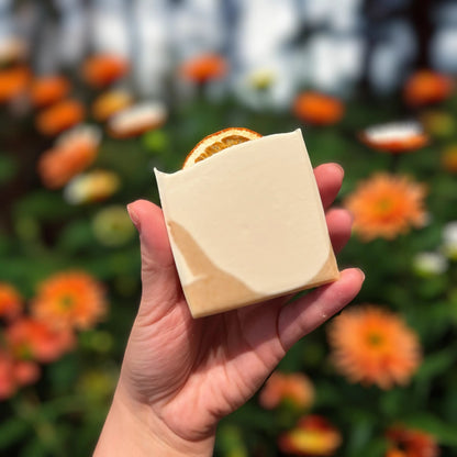 Savon au lait de coco ZEHRA jojoba et orange - La Sultana | Soins naturels québecois