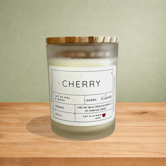 Bougie cerise et lait de miel 7oz - La Sultana | Soins naturels québecois