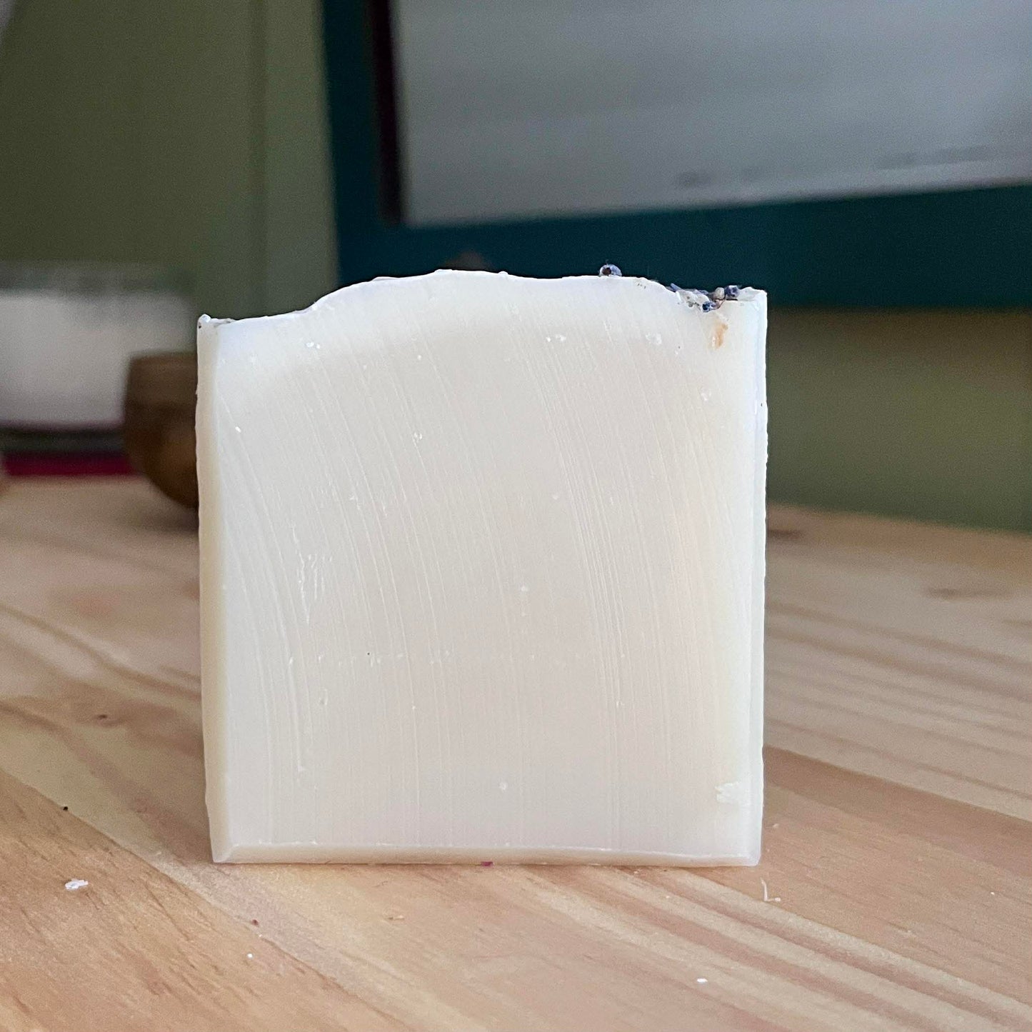 Savon doux SYLVIA huile d'avocat et lavande